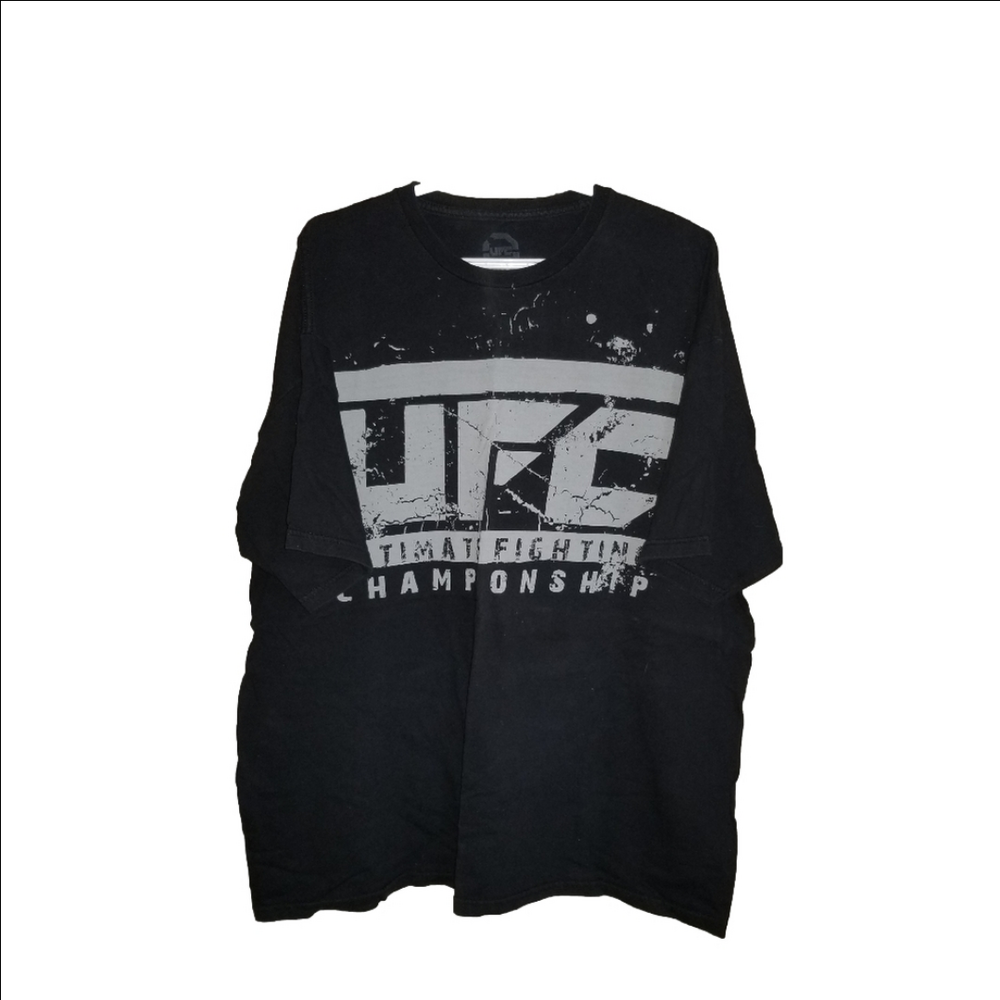 UFC Octagon Vintage Front Graphic Short Sleeve TShirt Label Reads Size XXL